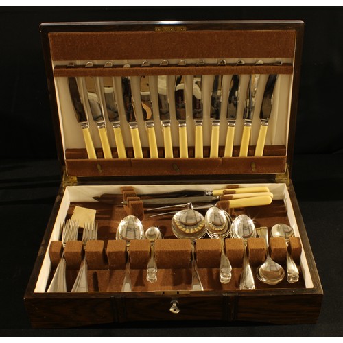 187 - An oak canteen, including part set of flatware and carving set, Johnson Brothers, Sheffield, 45cm wi... 