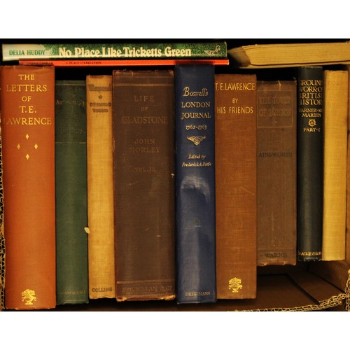 431 - Books - 19th century and later, comprising classical and modern literature, including the Brontë sis... 