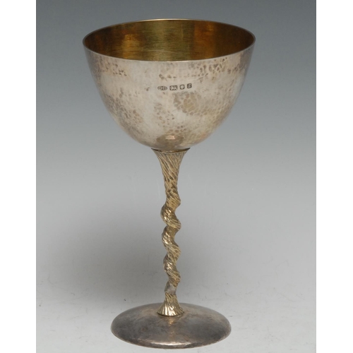 326 - Stuart Devlin (1931 - 2018) - an Elizabeth II silver and silver-gilt wine goblet, twisted stem, plan... 