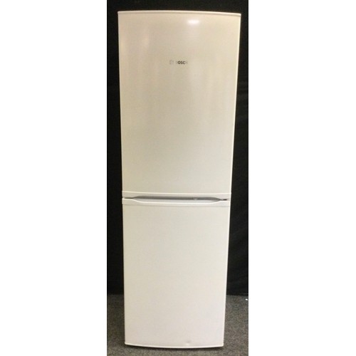 142 - A Bosch Exxcel frost free fridge freezer, 185cm high, 59cm wide, 58cm deep.