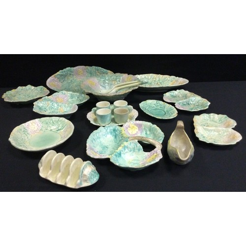 201 - Avon Ware - moulded in relief with leaves, in pastel tones, comprising dishes, salad servers, etc