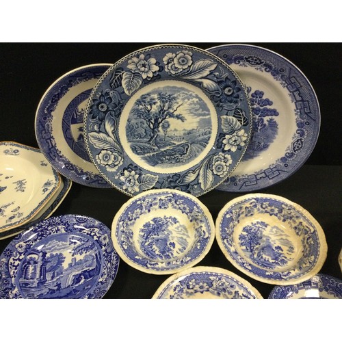 297 - A Copeland Spode Italian pattern fruit bowl; a 19th century delft type bowl; willow pattern part tea... 