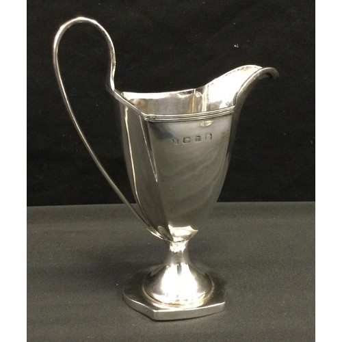 401 - A Late Victorian silver pedestal cream jug, Birmingham 1896, 4.82oz.