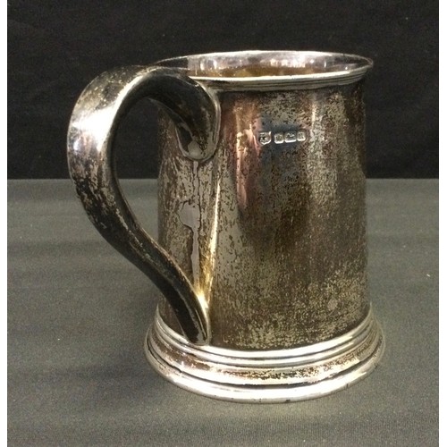 402 - A George V silver tankard, Thomas Bradbury & Sons Ltd, Sheffield 1912, 6.95oz