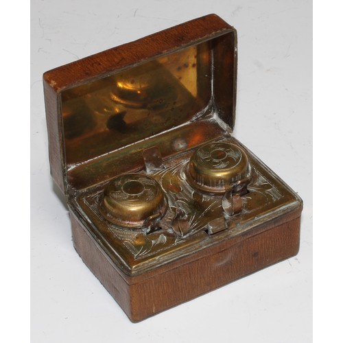 350 - A 19th century morocco leather twin-section travelling inkwell, hinged cover inscribed in gilt, c.18... 