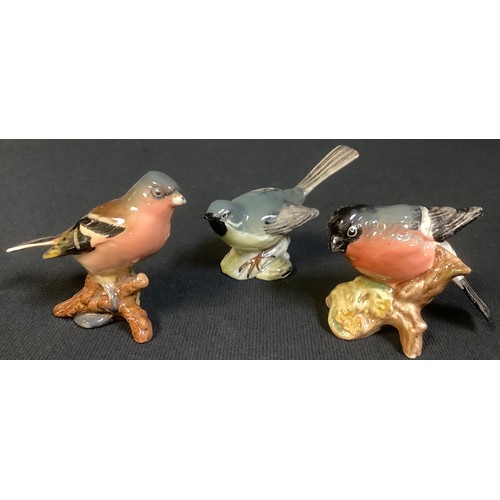 500 - A Beswick model of a Chaffinch; others, Bullfinch, Grey Wagtail (3)