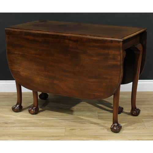 210 - A mahogany gateleg dining table, rounded rectangular top with fall leaves, cabriole legs, ball and c... 