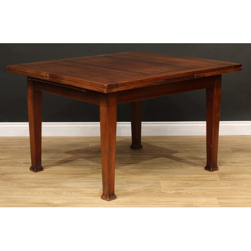 217 - An early 20th century mahogany drawer-leaf dining table, 75cm high, 120.5cm opening to 213.5cm long,... 