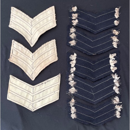 91 - WW2 British Army Rifle Regt Sgt's Stripes: three with black stripes on white woollen backing, unifor... 