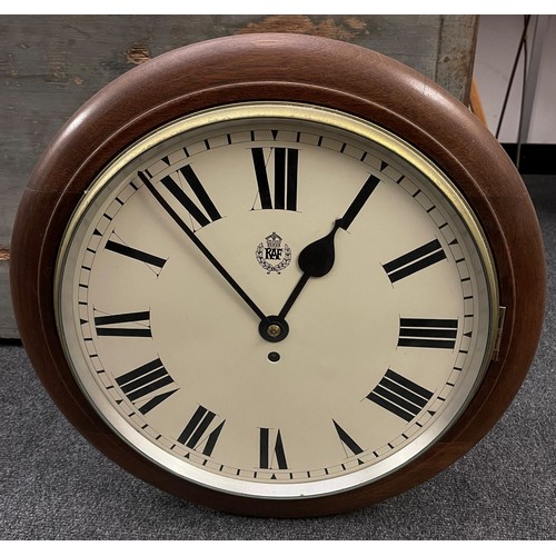 118 - WW2 British RAF Wall Clock with 35cm enamel dial with Roman Numerals and RAF Crest. The wooden case ... 