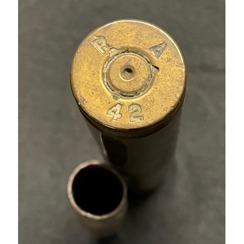 123 - WW2 British/US/ French Inert & FFE Ammunition to include .303 Drill Purpose round in stripper clip: ... 