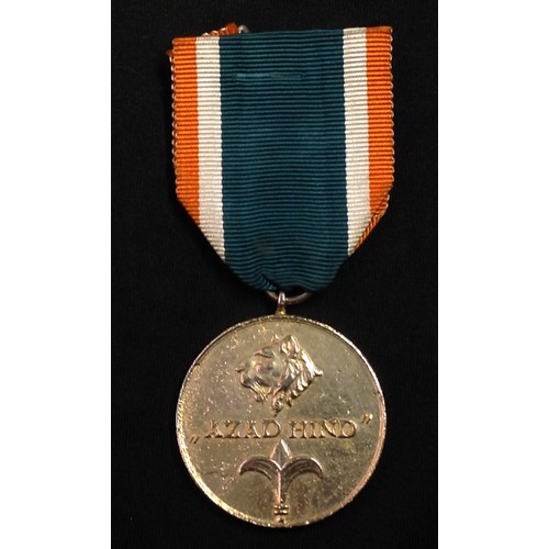 130 - Azad-Hind-Orden in Silber ohne Schwertern. Tamgha-e-Bahaduro (Soldiers Medal) Azad Hind Medal comple... 