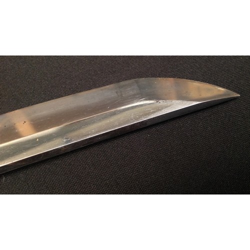 131 - Japanese Katana Sword with 650mm long single edged blade. Tang is signed (Chrysanthemum-mon) Tanba n... 