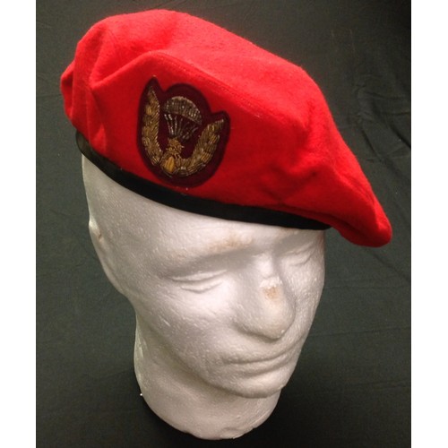 159 - Vietnam War ARVN Paratroopers beret and cap badge. Badge is hand embroidered in bullion thread. No m... 