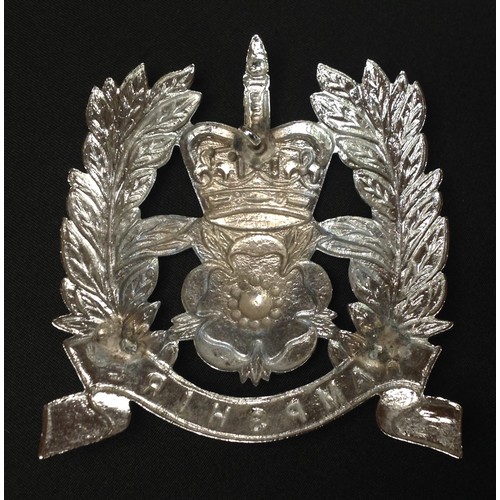 195 - Hampshire Police insignia collection to include: Queens Crown enamelled helmet plate: Queen Crown pl... 