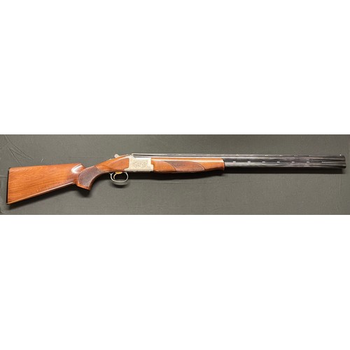 242 - Browning Model 525 12 Bore Over and Under Shotgun with 762mm long barell, serial no 63167MP. Overall... 