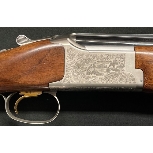 242 - Browning Model 525 12 Bore Over and Under Shotgun with 762mm long barell, serial no 63167MP. Overall... 