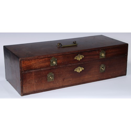 5153 - A George III mahogany portable clerk's chest, angular swan neck carrying handle above two long gradu... 