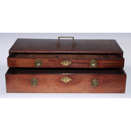 5153 - A George III mahogany portable clerk's chest, angular swan neck carrying handle above two long gradu... 