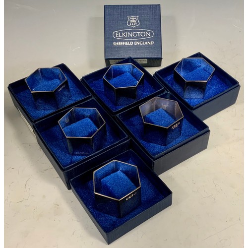 306 - A set of six silver hexagon napkin rings, quite plain, Elkington & Co, Sheffield, 1994, 8.8 oz