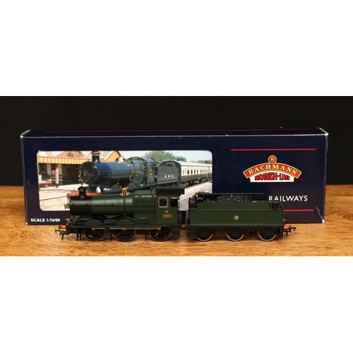 146 - Bachmann Branch-Line OO Gauge 32-304 GWR Class 2251 0-6-0 Collett Goods locomotive and six wheel ten... 