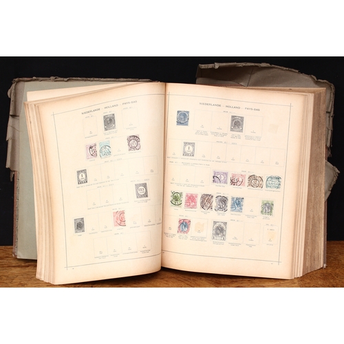 148 - Stamps - Old SENF's stamp album 1905, few stamps but in excellent condition, original cover is intac... 