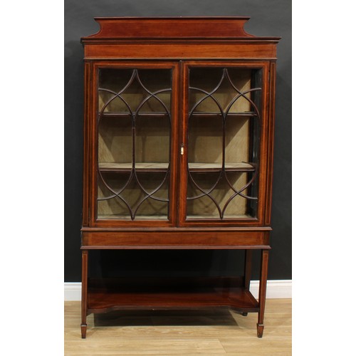 Lot 211       