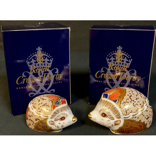 75 - A pair of Royal Crown Derby paperweights, Hawthorn and Bramble hedgehogs, limited editions, both 1,0... 