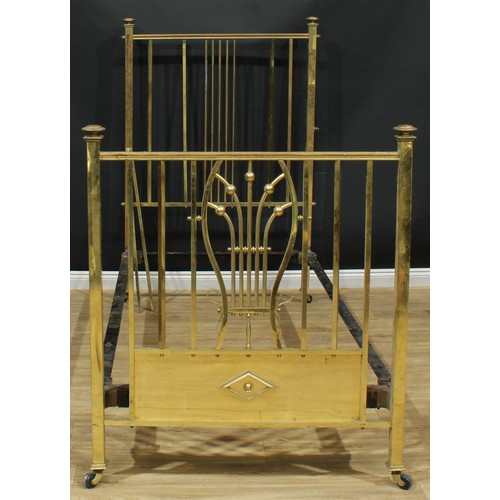 118 - A brass bed, the headboard 150.5cm high, 201cm long, internal measurement 192cm x 98.5cm