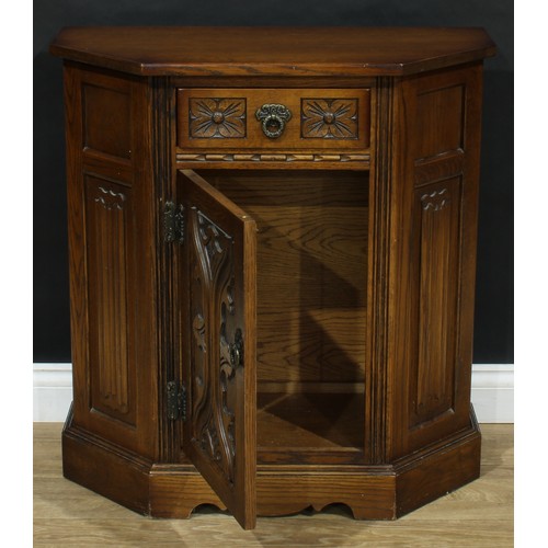 712 - An Old Charm oak side cabinet, 81cm high, 77cm wide, 34cm deep