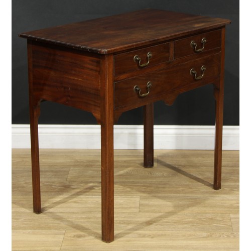 716 - A George III style lowboy or side table, by Redman & Hales Ltd, rectangular top with reentrant forea... 