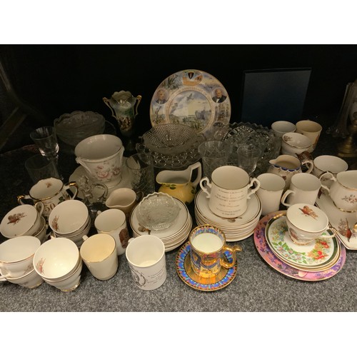 176 - A Sheriden Pheasant in Flight tea service;  commemorative mugs;  The 60th Anniversary of the D Day L... 
