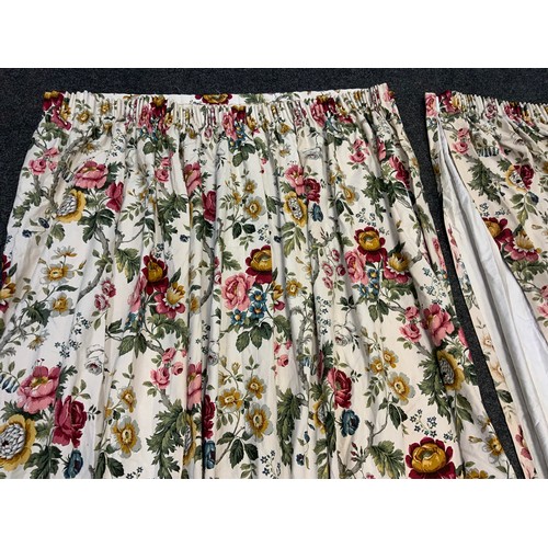 174A - A large pair of Sanderson country house style lined curtains, 'Hykenham' design, each curtain measur... 