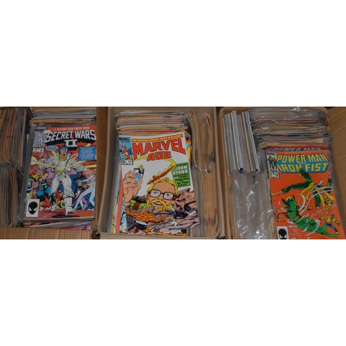 103 - Comic Books - a large quantity of Marvel titles, including Spiderman, Hulk, X-Men, etc., 1970s and l... 