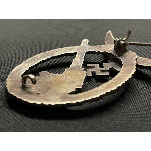 19 - WW2 Third Reich Luftwaffe Flakabzeichen Flak Badge. Early good quality buntmetal example, maker mark... 