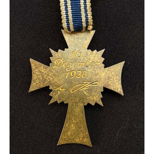 42 - WW2 Third Reich Ehrenkreuz der Deutsche Mutter Erste Stufe - Mother's Cross 1st Class (Gold). Comple... 