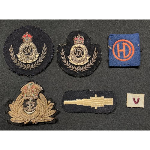 69 - WW1 British Medal ribbons and WW2 cloth insignia to include : 43cm of original 1914-15 Star ribbon: ... 