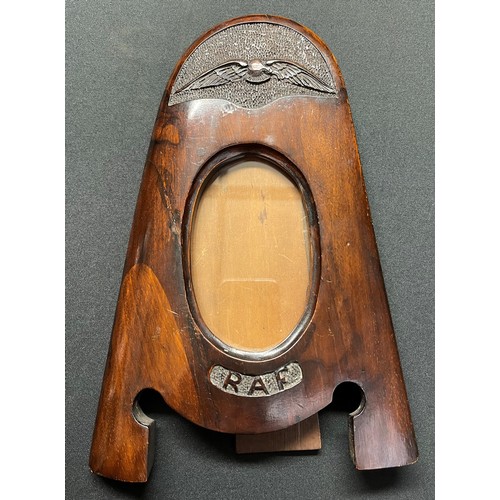 74 - WW1 British RAF Sweetheart Wooden Photo Frame in the form of a stylised propeller blade. Size 31cm x... 