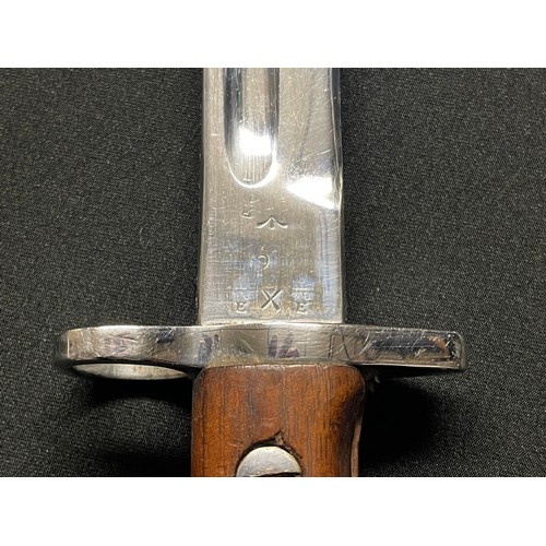 76 - WW1 British 1907 Pattern Bayonet with single edged fullered blade 430mm in length maker marked and d... 