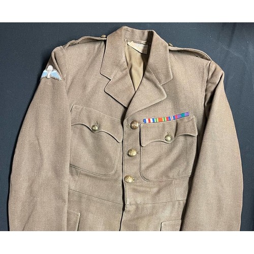 105 - WW2 British Officers Service Dress Jacket, 1942 pattern, with Parachute Qualification Wings and WW2 ... 