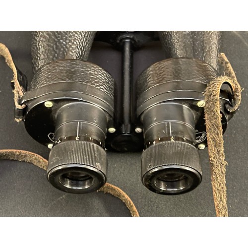 109 - WW2 British Binoculars Prismatic No.5 MkII x 7. Maker marked 