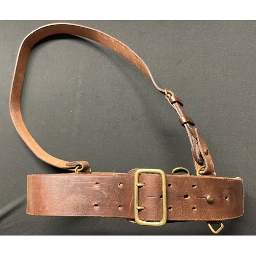 123 - WW2 British Army officers brown leather Sam Brown belt complete with cross strap and all fittings. N... 