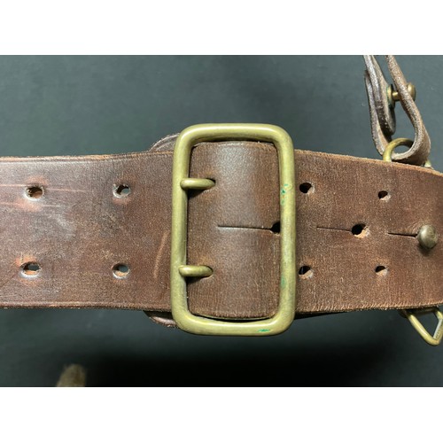 123 - WW2 British Army officers brown leather Sam Brown belt complete with cross strap and all fittings. N... 