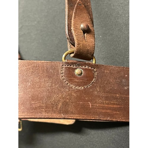 123 - WW2 British Army officers brown leather Sam Brown belt complete with cross strap and all fittings. N... 