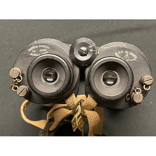 125 - WW2 British Royal Navy issue Barr & Stroud 7 x CF41 Binoculars. AF No. 1900A. Serial number 69258 (D... 