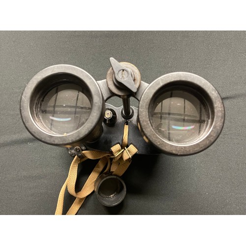 125 - WW2 British Royal Navy issue Barr & Stroud 7 x CF41 Binoculars. AF No. 1900A. Serial number 69258 (D... 