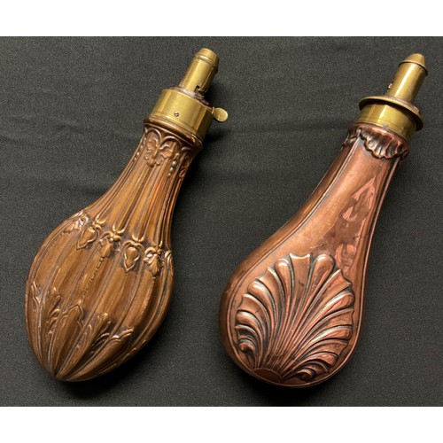 191 - A Brass and Copper Powder Flask embossed with a design of a Clam Shell. Four adjustable measures of ... 