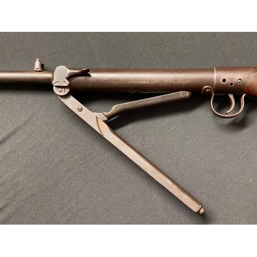 223 - BSA .177 cal Light Pattern Standard Air Rifle with 430mm long barrel. Serial number L22575. Circa 19... 