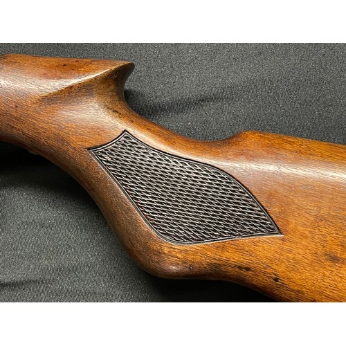 223 - BSA .177 cal Light Pattern Standard Air Rifle with 430mm long barrel. Serial number L22575. Circa 19... 