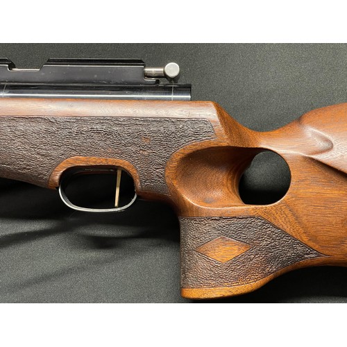 227 - .177 Ripley Rifles Model AR4 Bolt action Air Rifle. Thumb hole stock. 520mm long barrel. Overall len... 